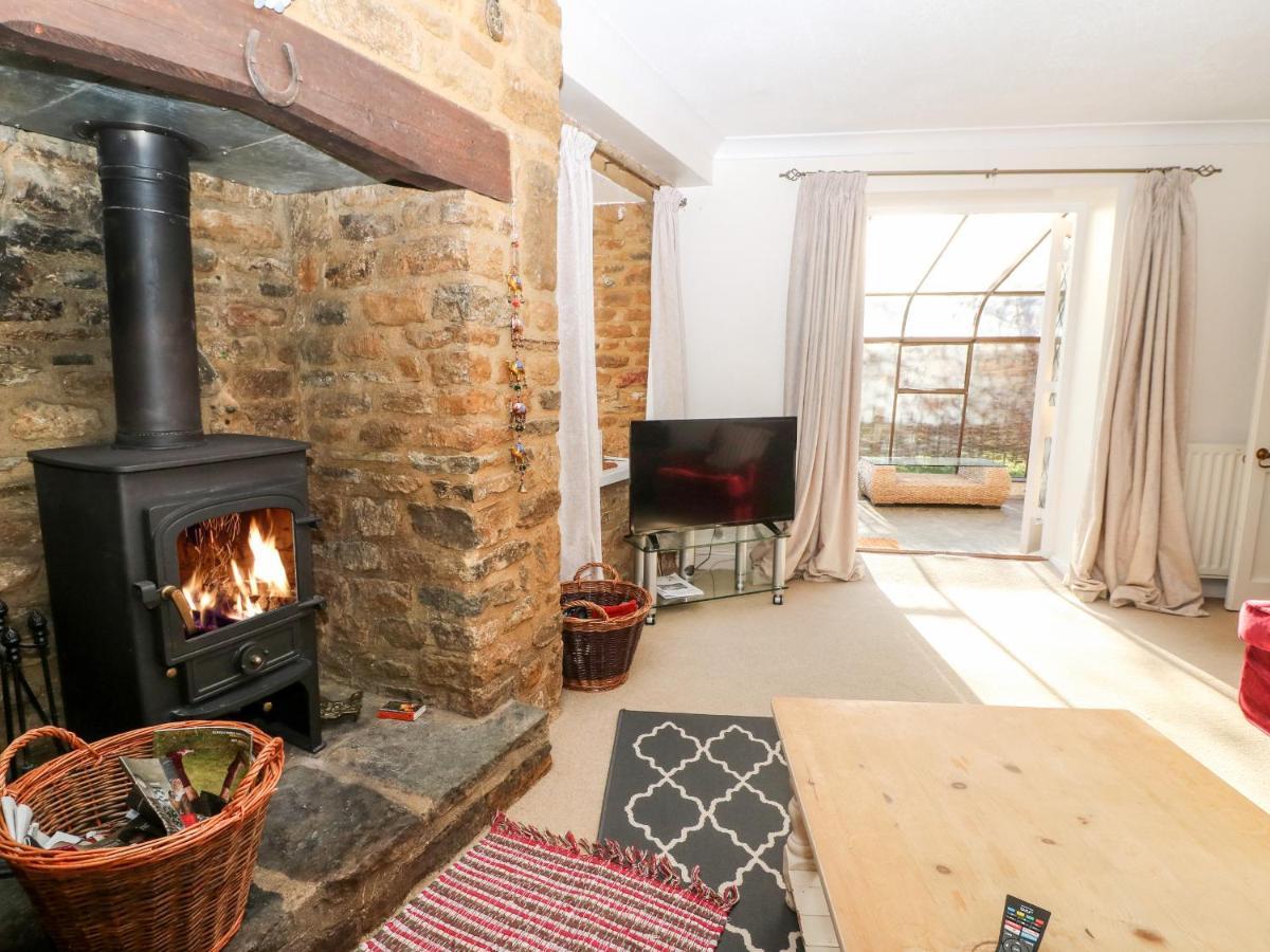 Stone Wheel Cottage Hook Norton Luaran gambar